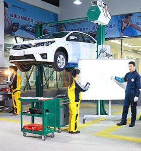 ������ͨ������ѵѧУ����רҵ