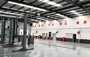 ��ͨ����ѧУ���޾�ҵ����