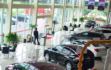 ��ͨ����ѧУ���޾�ҵ����