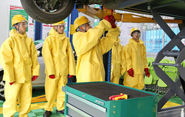 ����Դ���ư�