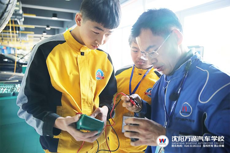 汽车检测实训课